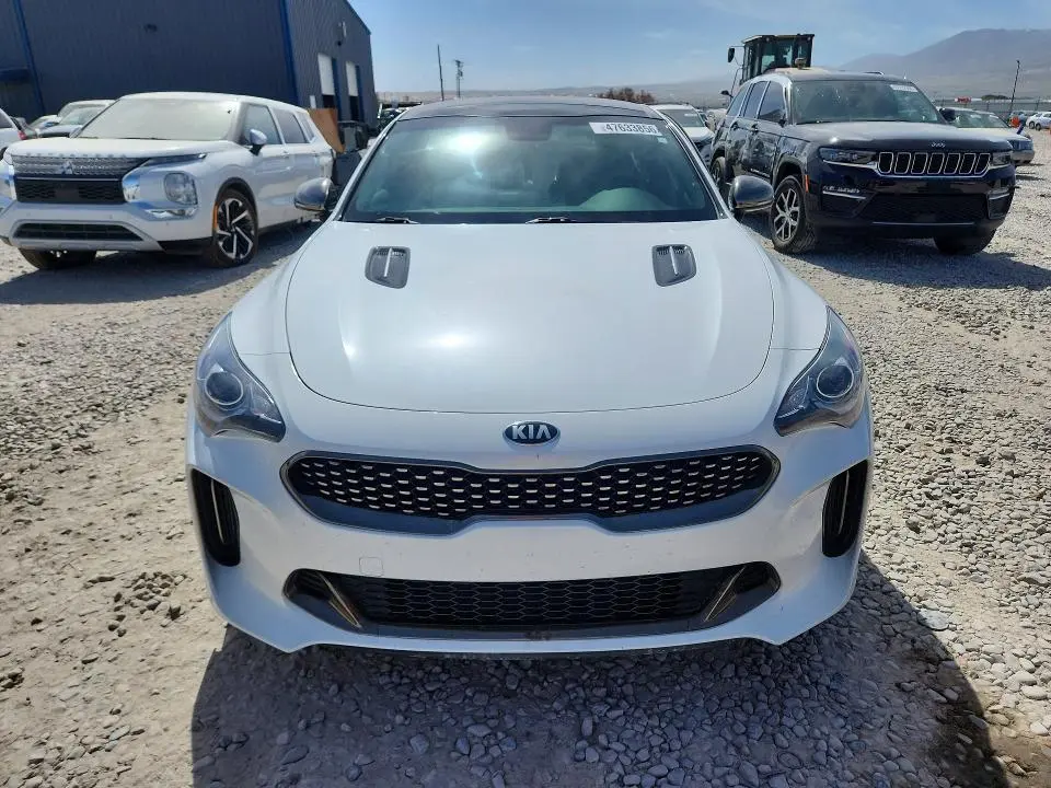 2021 KIA STINGER GT-LINE  