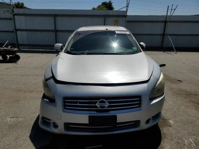 2011 NISSAN MAXIMA S  