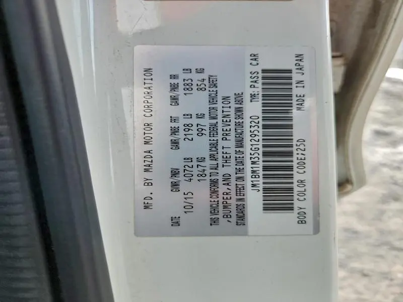 2016 MAZDA 3 TOURING  