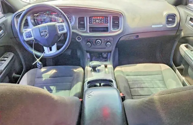 2012 DODGE CHARGER SE  