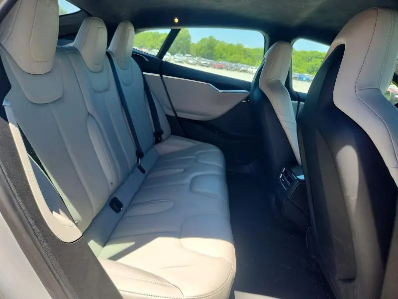 2016 TESLA MODEL S   