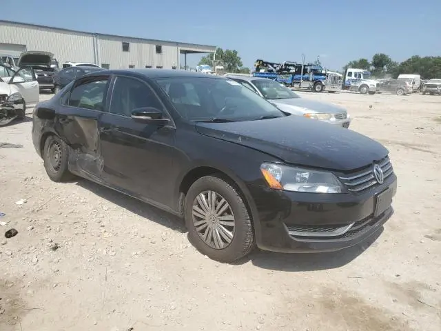 2014 VOLKSWAGEN PASSAT S  