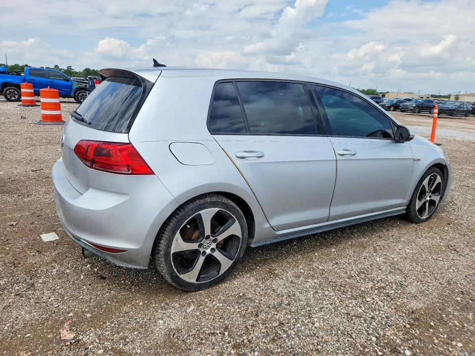 2015 VOLKSWAGEN GTI   