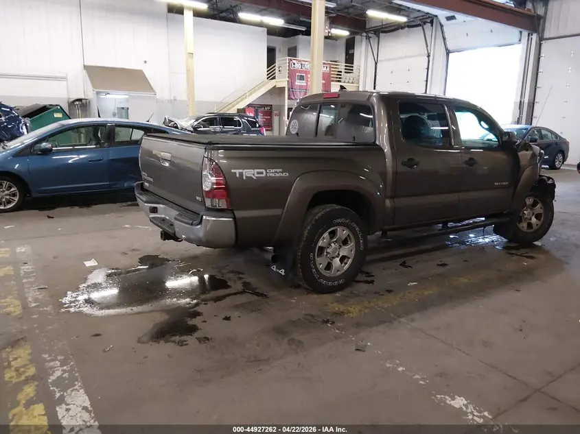 2013 TOYOTA TACOMA BASE V6