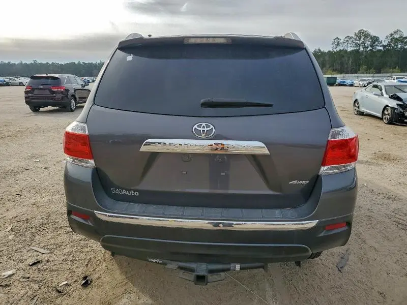 2012 TOYOTA HIGHLANDER BASE  