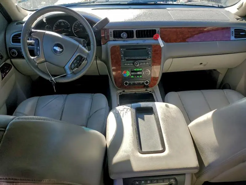 2013 CHEVROLET SUBURBAN C1500 LT  