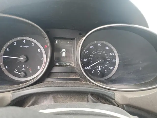 2018 HYUNDAI SANTA FE SE  