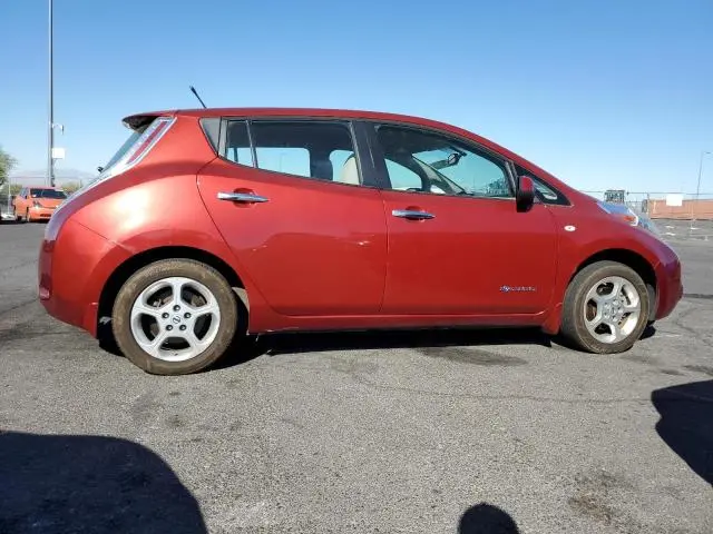 2011 NISSAN LEAF SV  