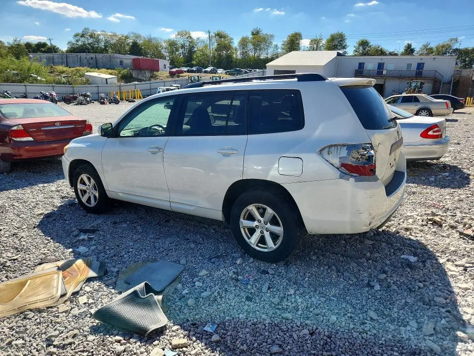 2010 TOYOTA HIGHLANDER BASE  