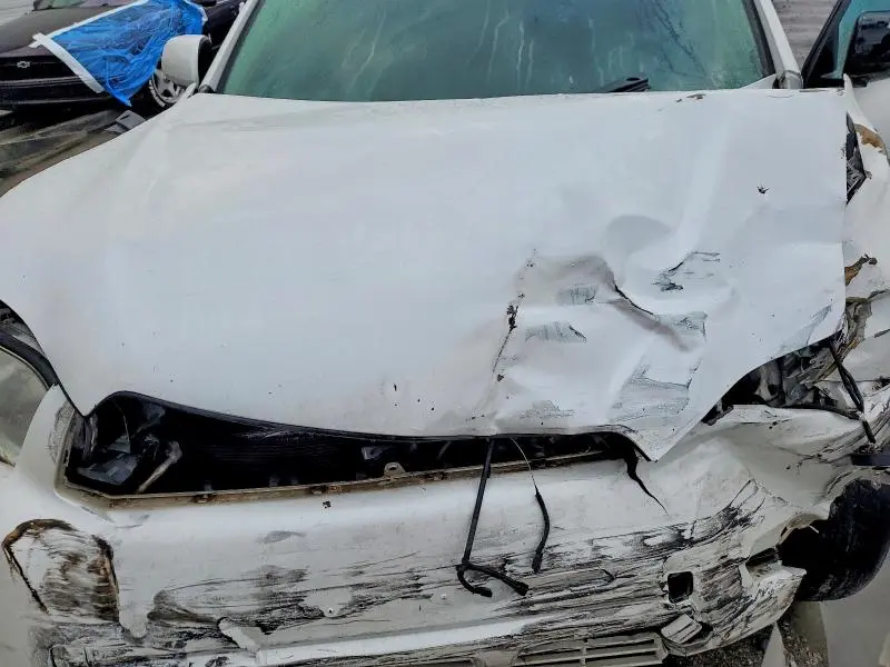 2010 TOYOTA HIGHLANDER SE  