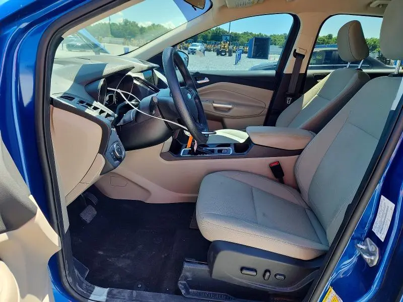 2019 FORD ESCAPE SE  