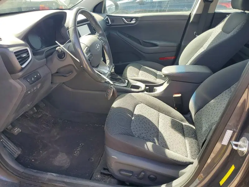 2017 HYUNDAI IONIQ SEL  