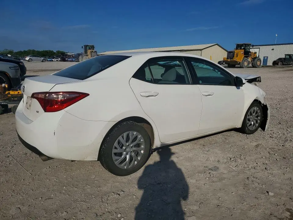 2019 TOYOTA COROLLA LE  