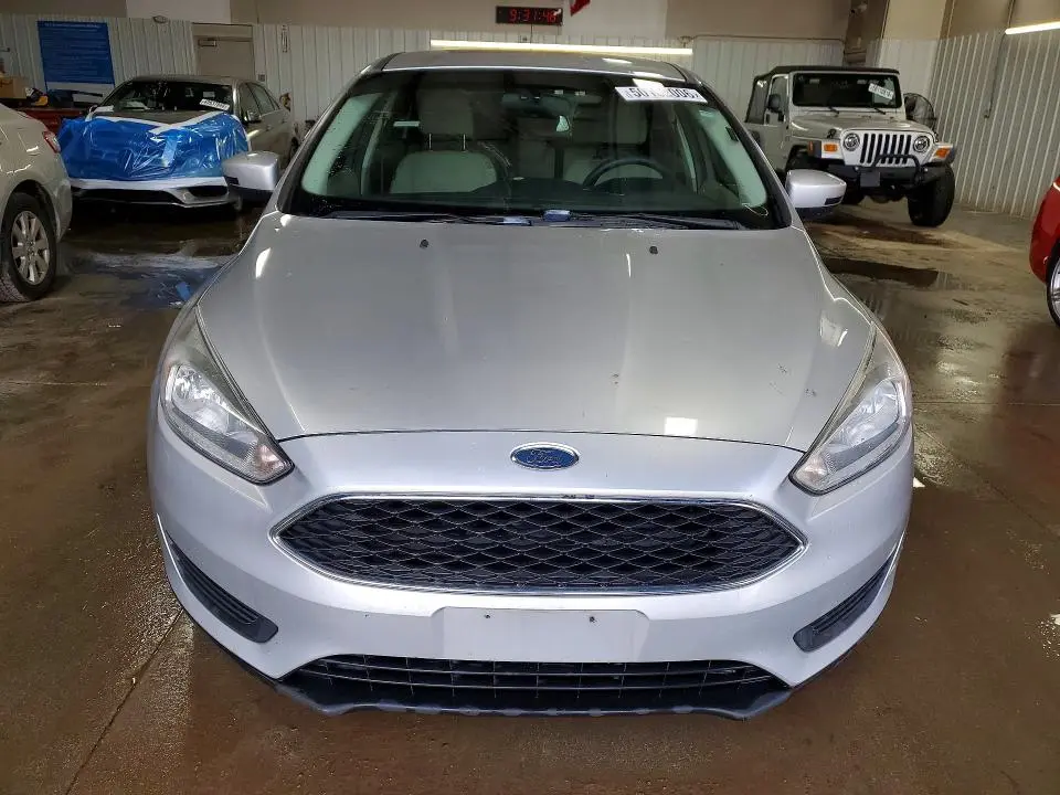 2018 FORD FOCUS SE  