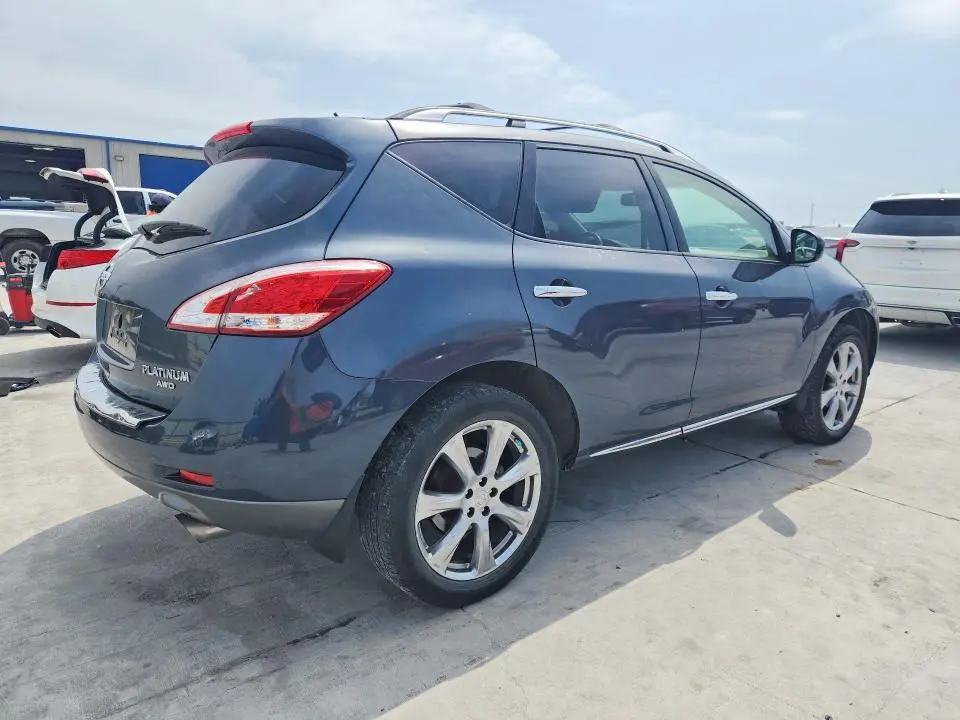 2014 NISSAN MURANO LE  