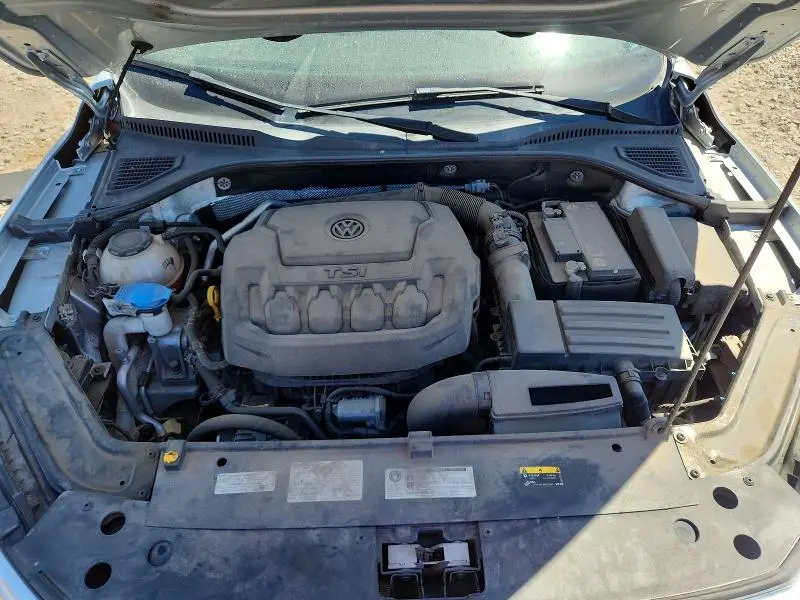 2020 VOLKSWAGEN PASSAT SE  