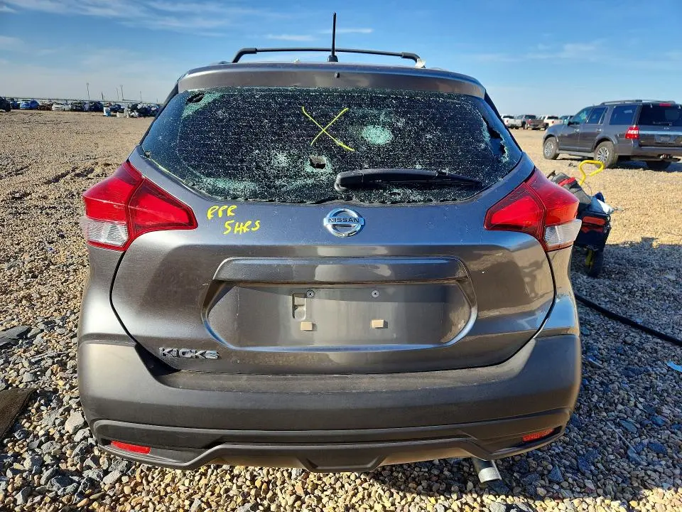 2019 NISSAN KICKS S  