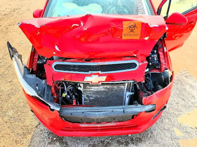 2015 CHEVROLET SPARK 1LT  
