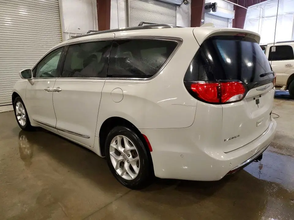 2017 CHRYSLER PACIFICA TOURING L PLUS  