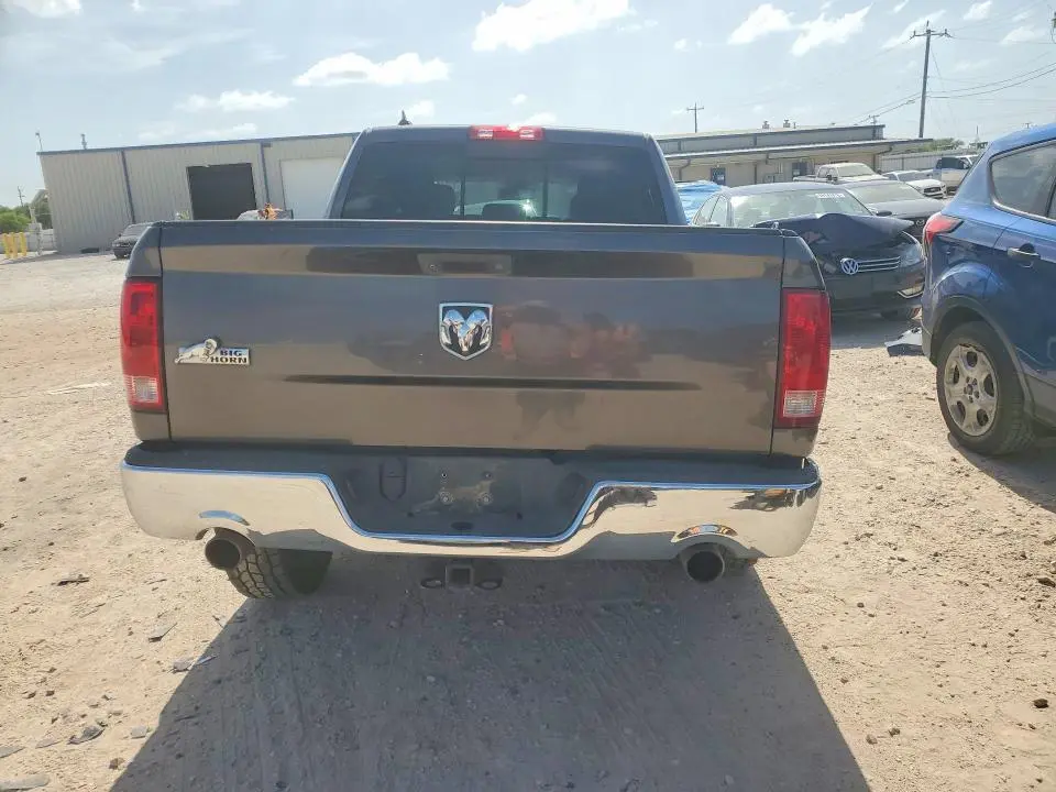 2014 RAM 1500 SLT  