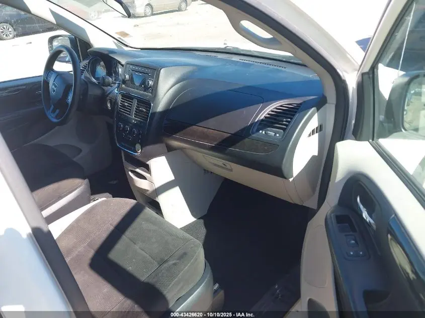 2013 DODGE GRAND CARAVAN SE