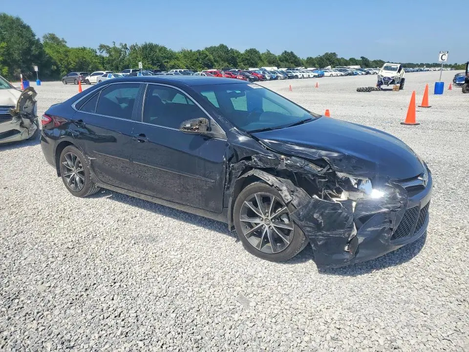 2017 TOYOTA CAMRY XSE  