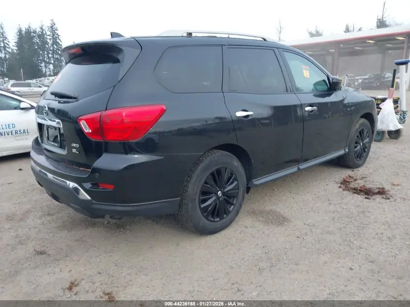 2019 NISSAN PATHFINDER SL