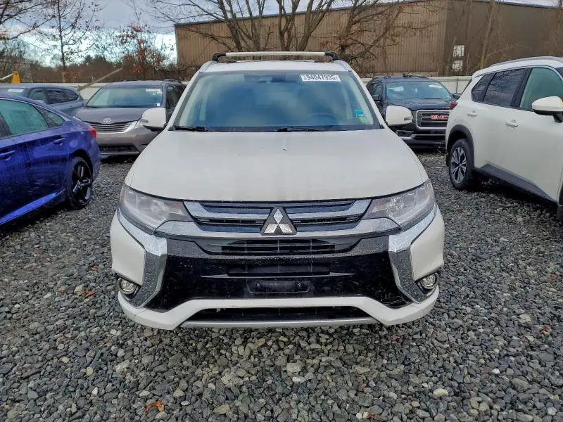 2018 MITSUBISHI OUTLANDER SE  