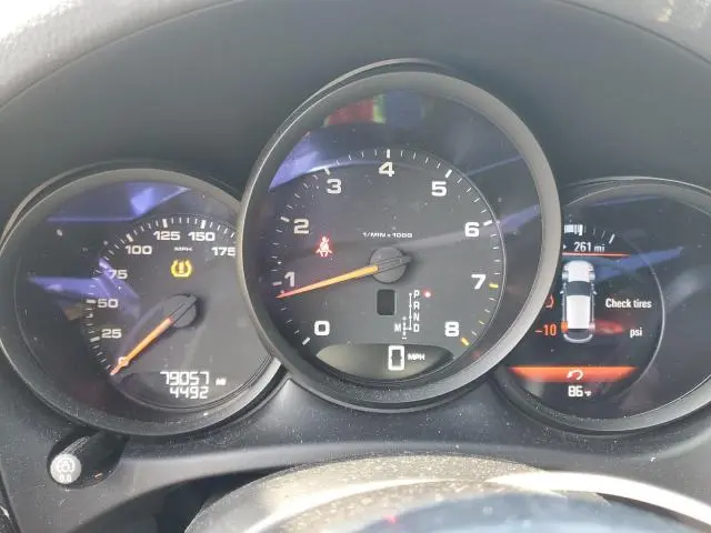 2017 PORSCHE MACAN   