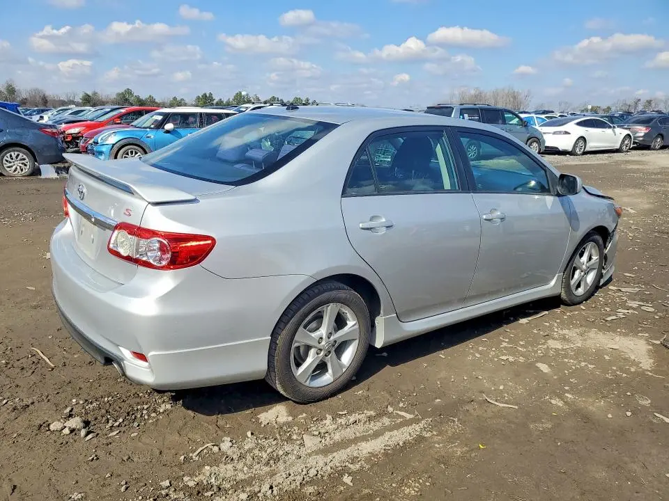 2011 TOYOTA COROLLA S  