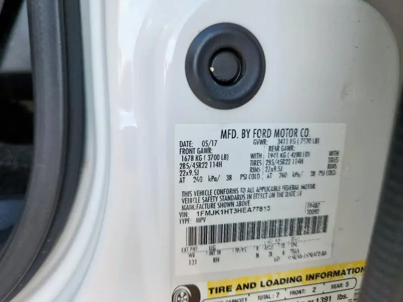 2017 FORD EXPEDITION EL XLT  