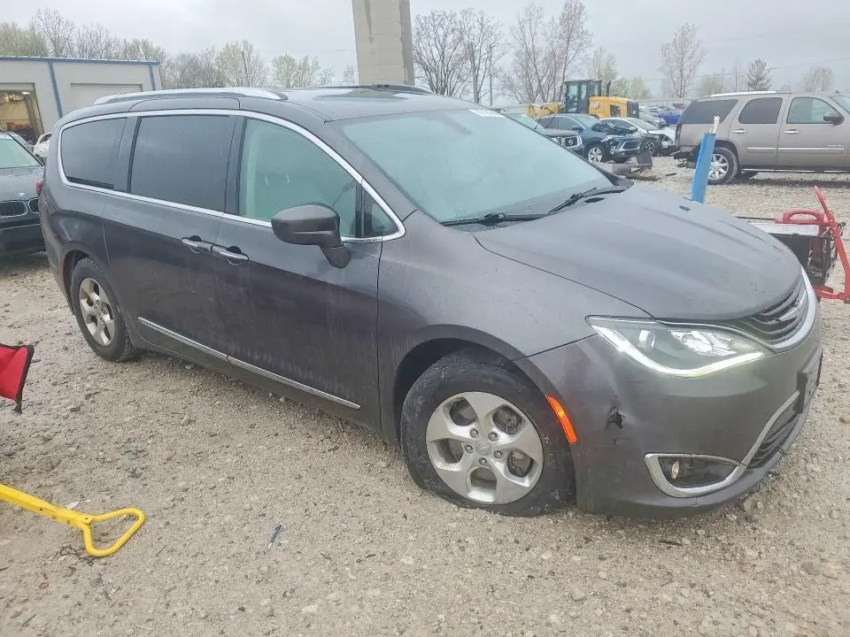 2018 CHRYSLER PACIFICA HYBRID TOURING L  