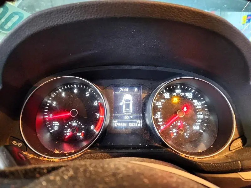 2016 VOLKSWAGEN PASSAT S  