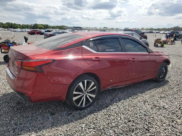 2022 NISSAN ALTIMA SR  
