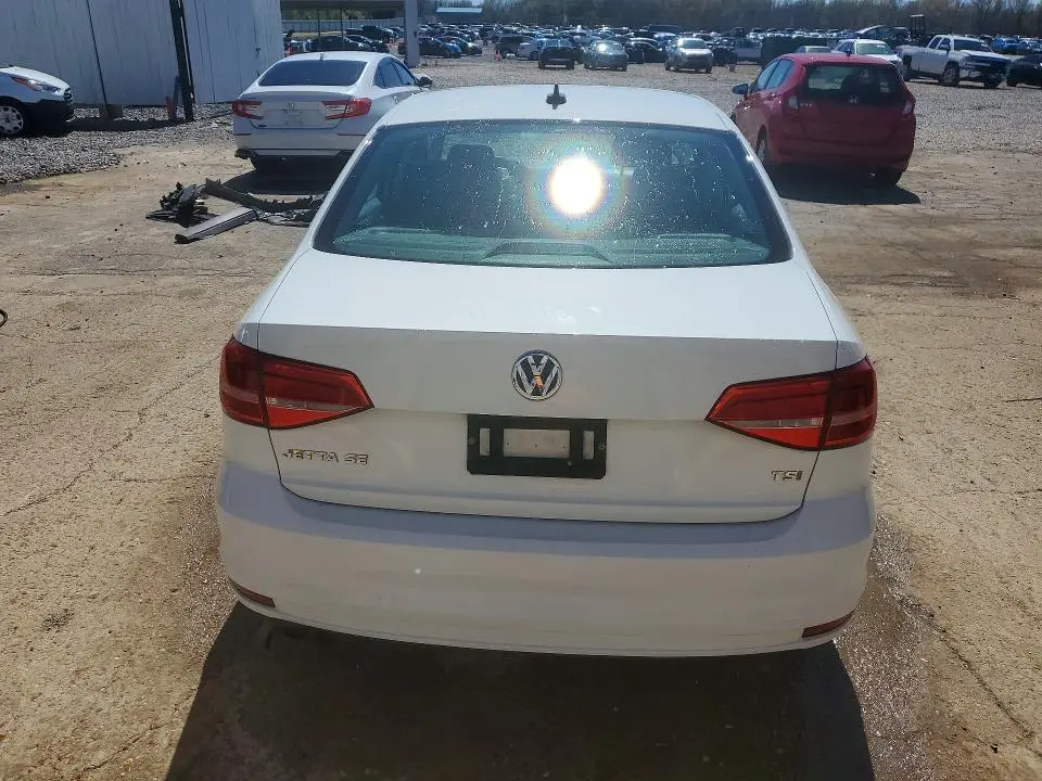 2015 VOLKSWAGEN JETTA SE  