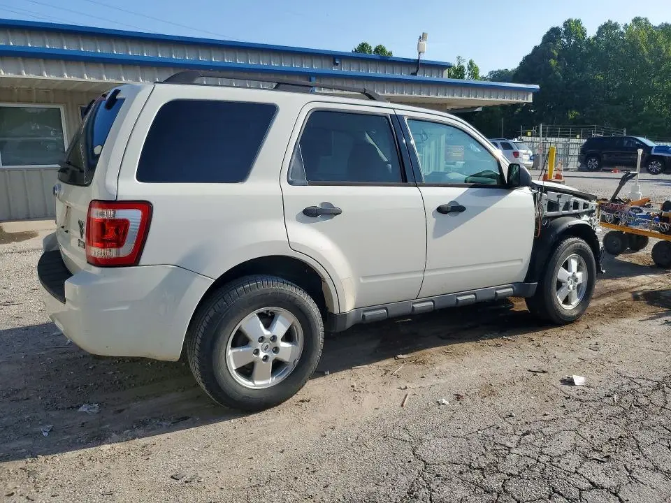 2012 FORD ESCAPE XLT  