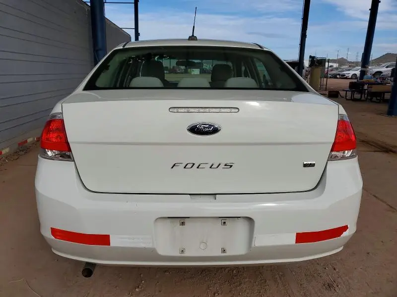 2011 FORD FOCUS SE  