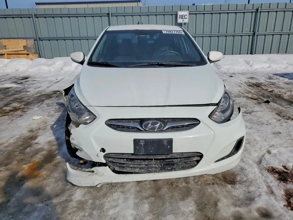 2012 HYUNDAI ACCENT GLS  