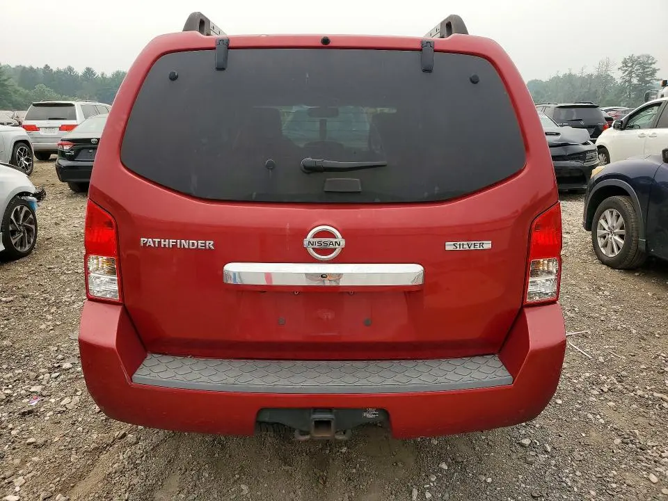2011 NISSAN PATHFINDER S  