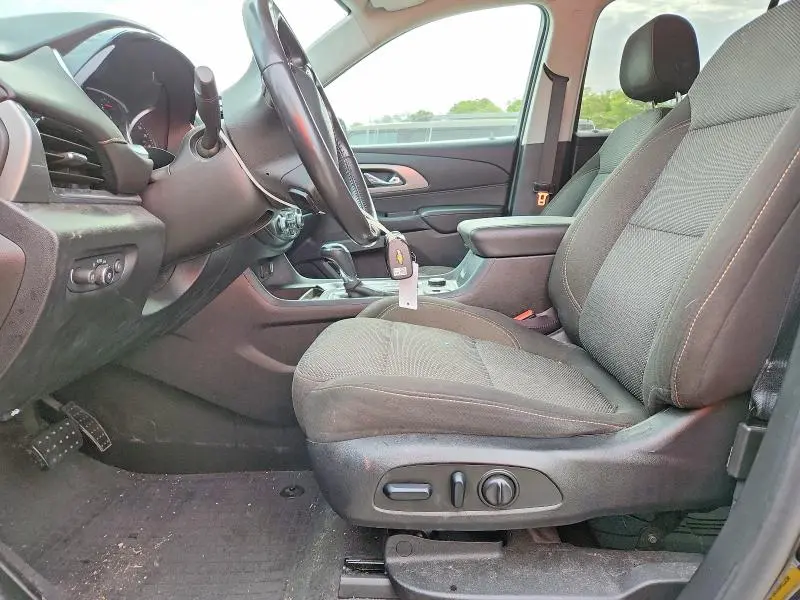 2019 CHEVROLET TRAVERSE LT  