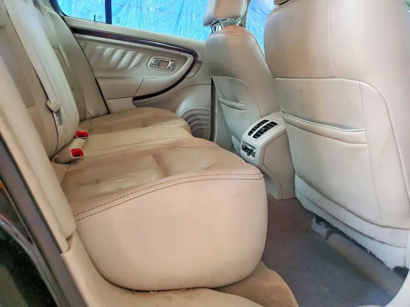 2012 FORD TAURUS LIMITED  