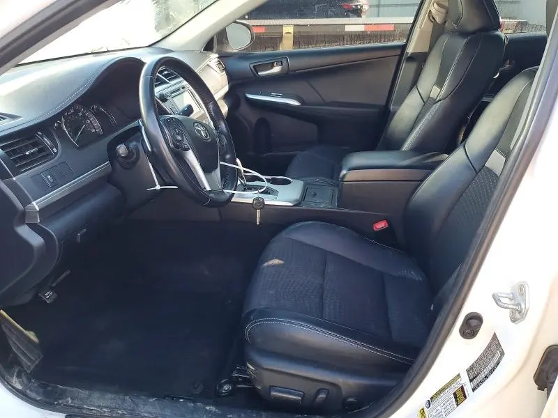 2012 TOYOTA CAMRY SE  