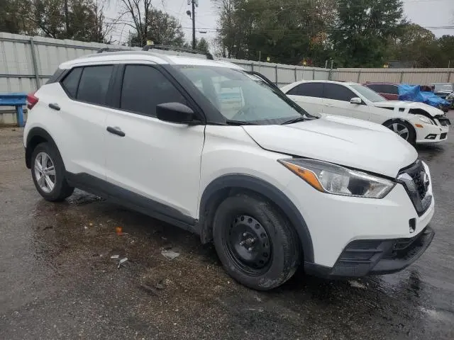 2018 NISSAN KICKS S  