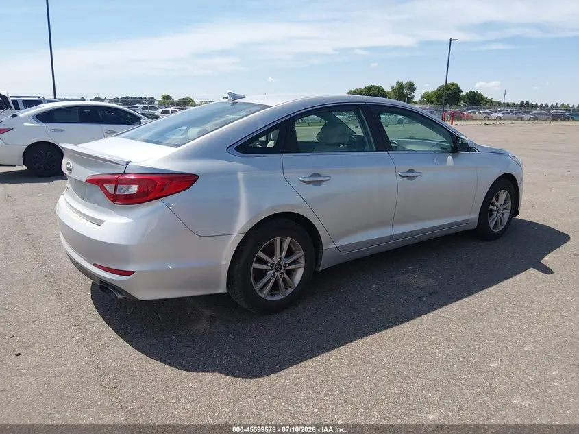 2017 HYUNDAI SONATA SE