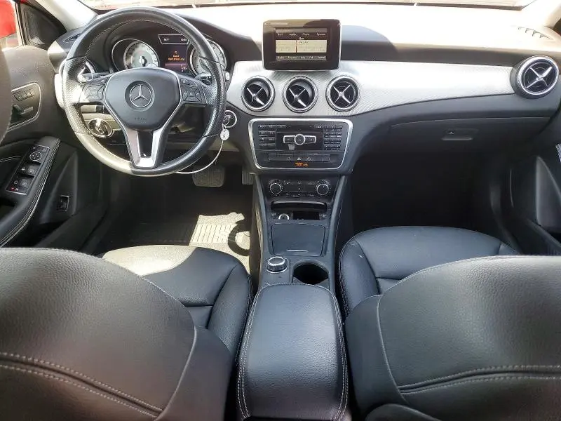 2015 MERCEDES-BENZ GLA 250  