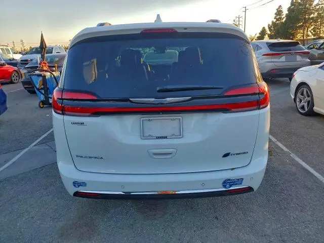 2021 CHRYSLER PACIFICA HYBRID LIMITED  
