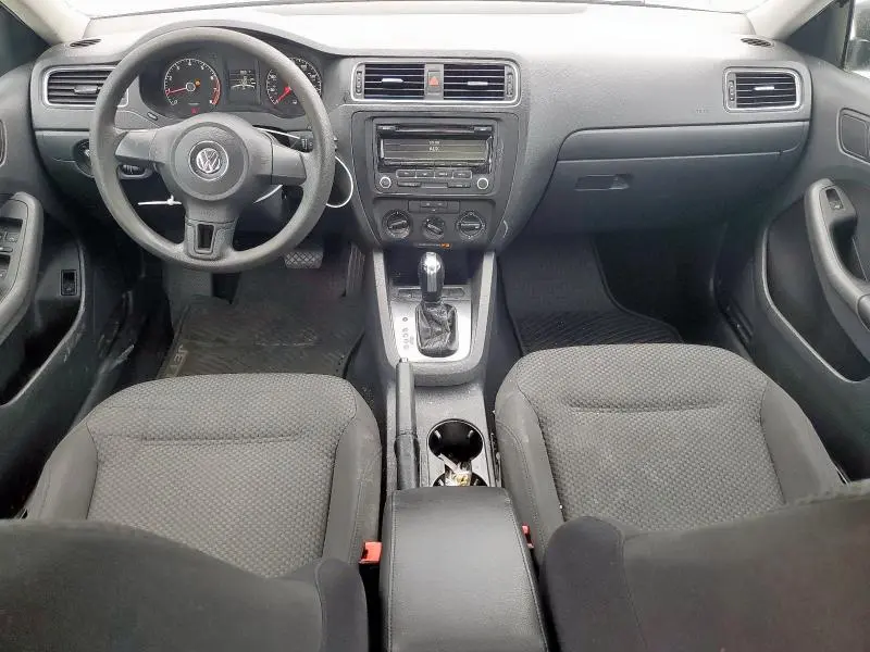 2013 VOLKSWAGEN JETTA BASE  