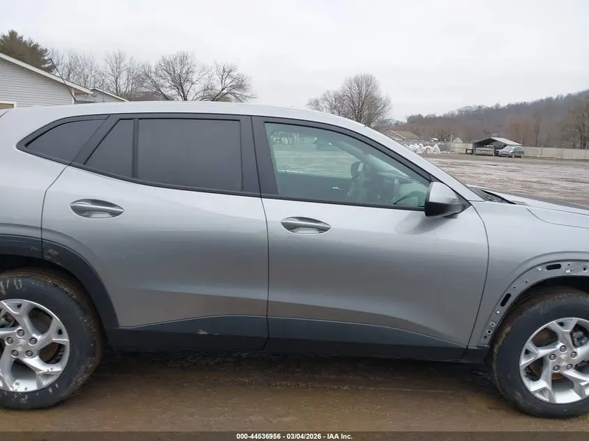 2025 CHEVROLET TRAX FWD LS