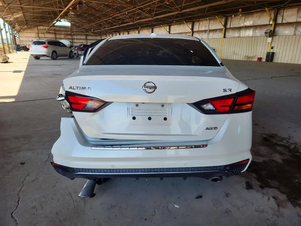 2020 NISSAN ALTIMA SR  