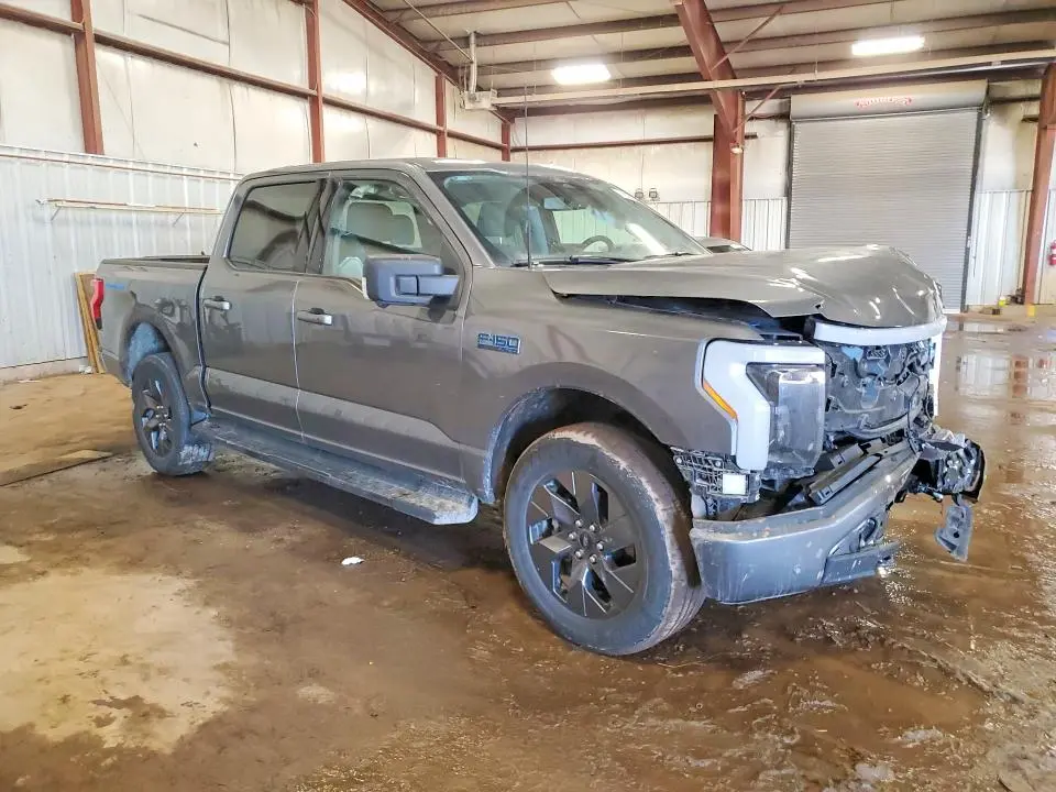 2024 FORD F150 LIGHTNING XLT  